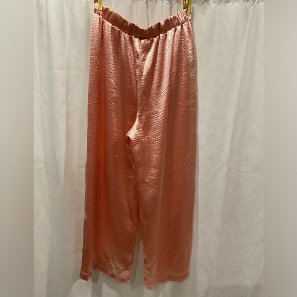 NWOT Self Contrast Satin Cargo Pants - Picture 2 of 2